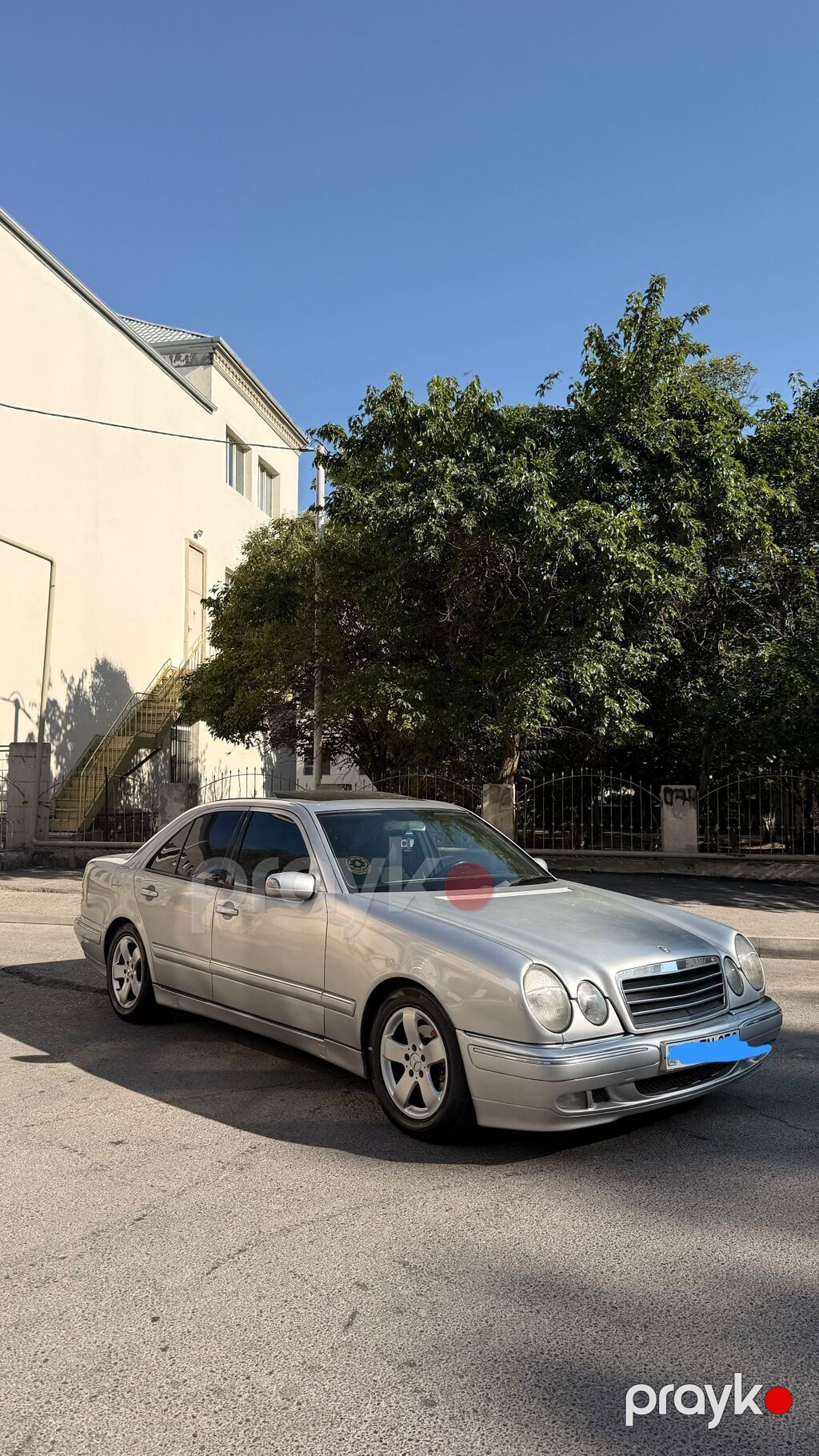 Mercedes-Benz sedan (W210 seriyası) - Kuzov: sedan, gümüşü rəng — Avtomobillər, Bakı (6)