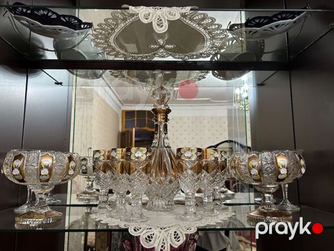 Kristal qrafin dəsti, 2 ədəd konfet qabı. Təzədir,işlənməyib. Servant — Bakı