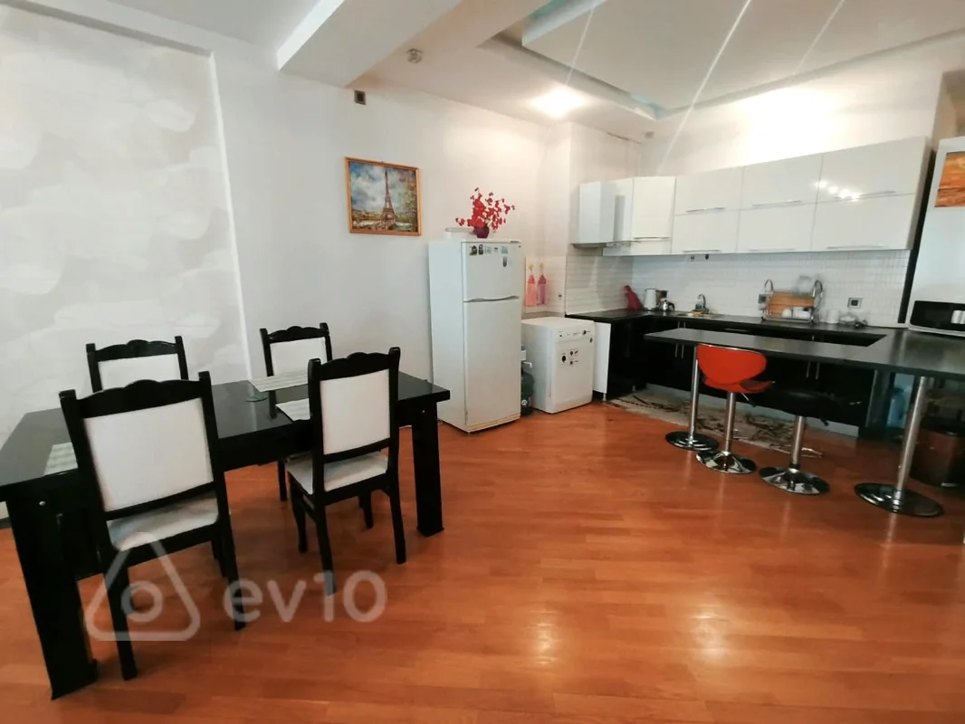 3 otaqlı mənzil, 130 m², Kövkəb Səfərəliyeva küçəsi — kirayə — Mənzil, Bakı (6)