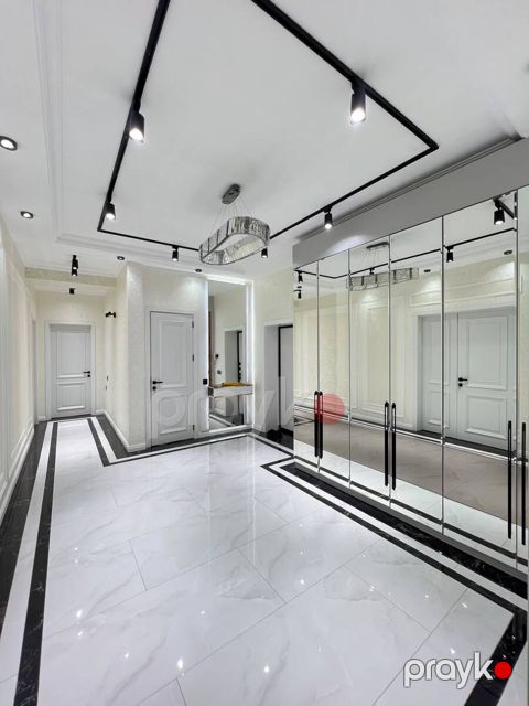 Satılır 3 otaqlı yeni tikili 145 m² — Bakı