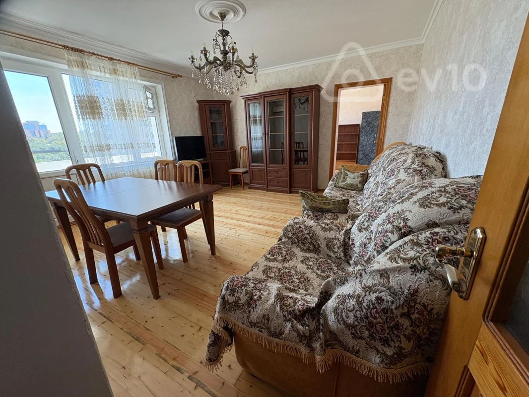 4 otaqlı mənzil, 100 m², Bakı, Səməd Vurğun küçəsi. — kirayə — Mənzil, Bakı (2)