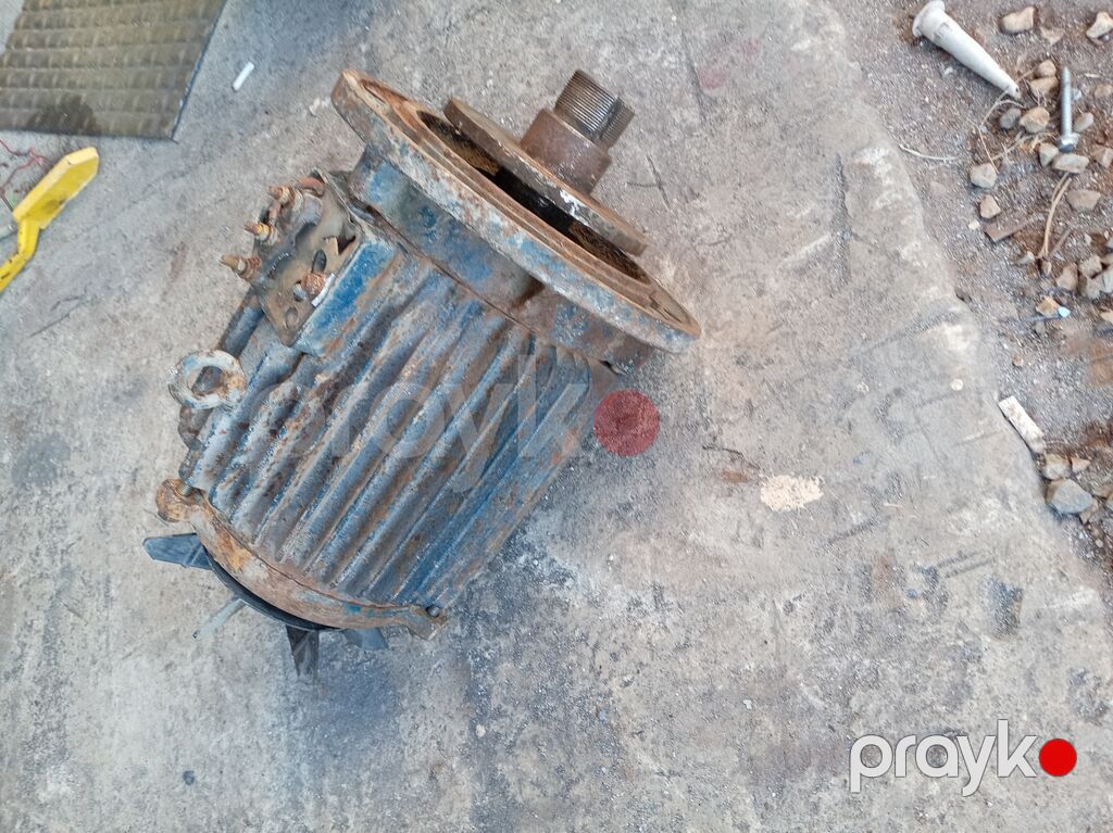 Sənaye elektrik mühərriki 4.2 kilavat 1800 abarod mis sarğı işlək — Mühərriklər, Quba (2)