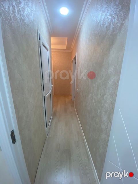 Satılır 3 otaqlı köhnə tikili 85 m² — Bakı