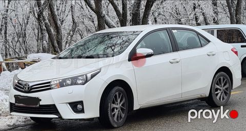 Toyota Corolla: 1.6 l 2014 il Sedan — Bakı