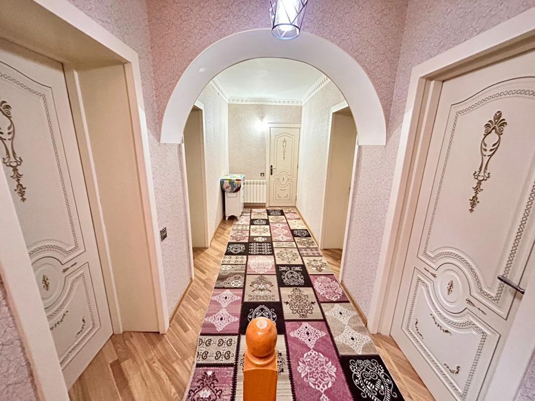 5 otaqlı ev, 250 m², Əli Tağızadə küç — Ev, villa, Bakı (10)