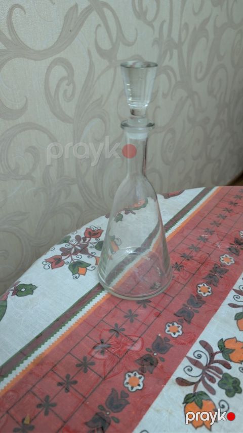 Qrafin — Bakı