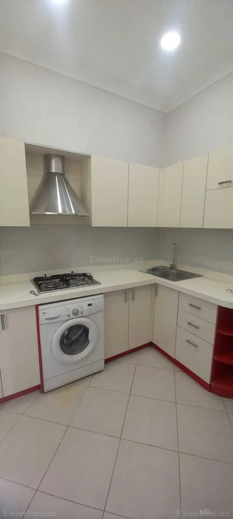 Kirayə verilir 2 otaqlı Mənzil Köhnə tikili 60 m² Bakı, Səbail r., Sahil m — Mənzil, Bakı (5)