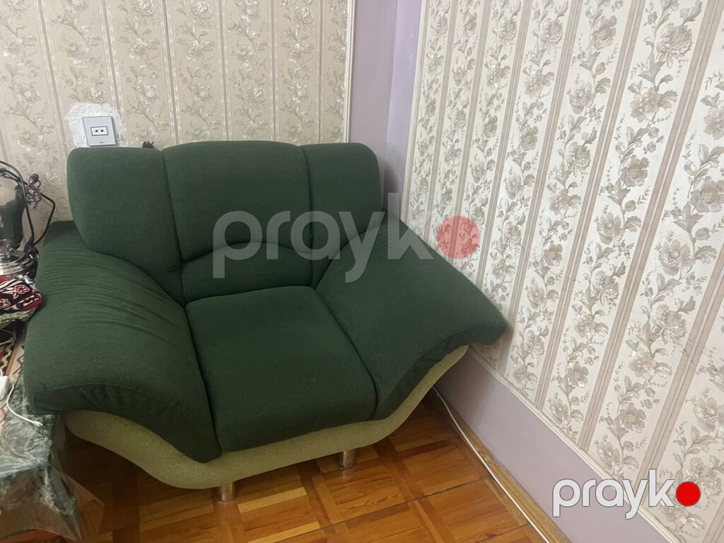 Yaşıl dəst: 3 nəfərlik divan + 2 ədəd iri kreslo - Rəng və material — Yumşaq mobilya dəstləri, Bakı (3)