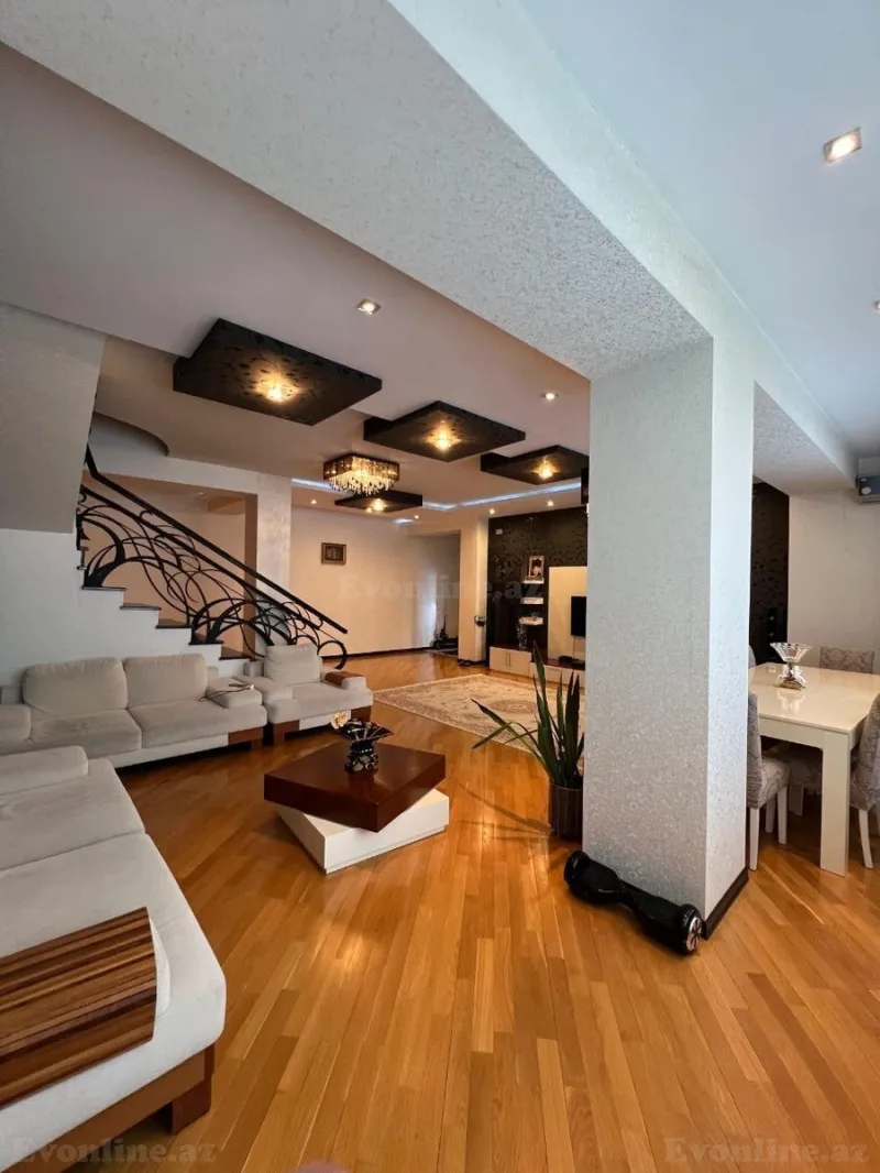 Satılır 3 otaqlı Mənzil Yeni tikili 160 m² Bakı, Yasamal r., İnşaatçılar m., Yasamal — Bakı