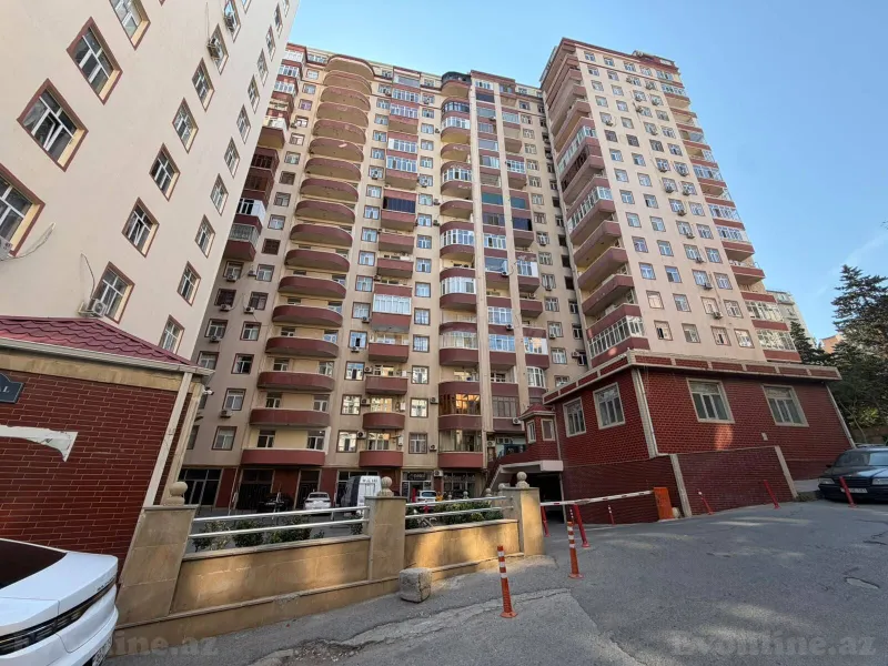 Satılır 3 otaqlı Mənzil Yeni tikili 140 m² Bakı, Binəqədi r., Memar Əcəmi m — Bakı