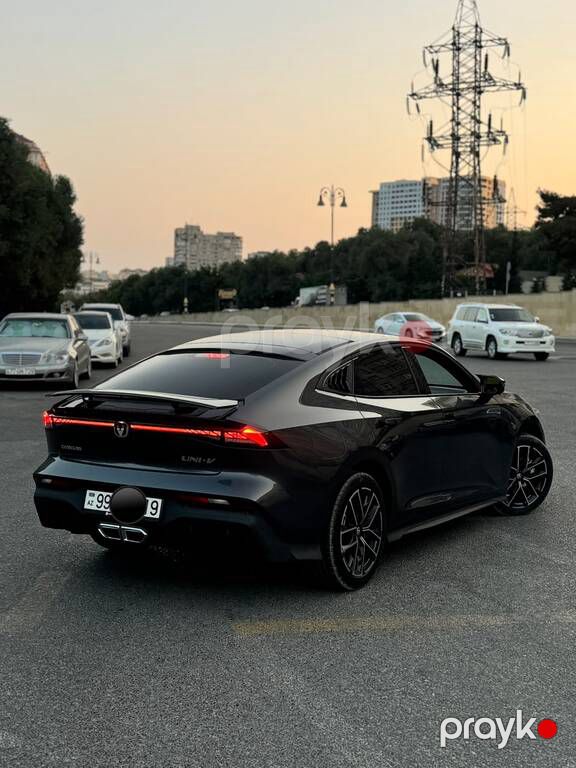 Changan Uni-V, 1.5 L, 2025 il, 8 000 km — Avtomobillər, Bakı (9)