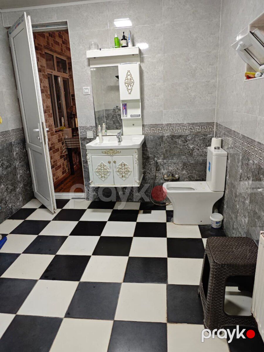 Həyət evi, Bayıl qəs — Ev, villa, Bakı (4)