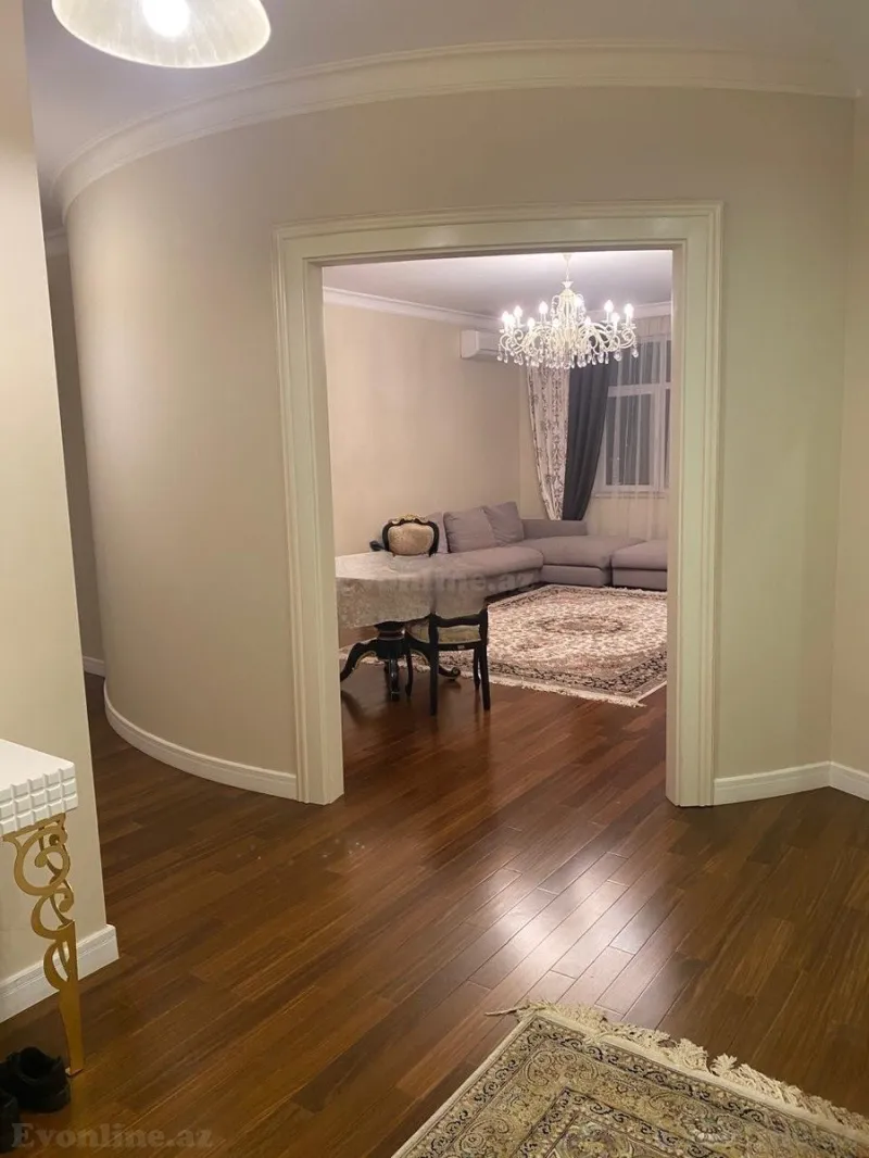 Kirayə verilir 3 otaqlı Mənzil Yeni tikili 150 m² Bakı, Yasamal r., Elmlər Akademiyası m — Mənzil, Bakı (5)