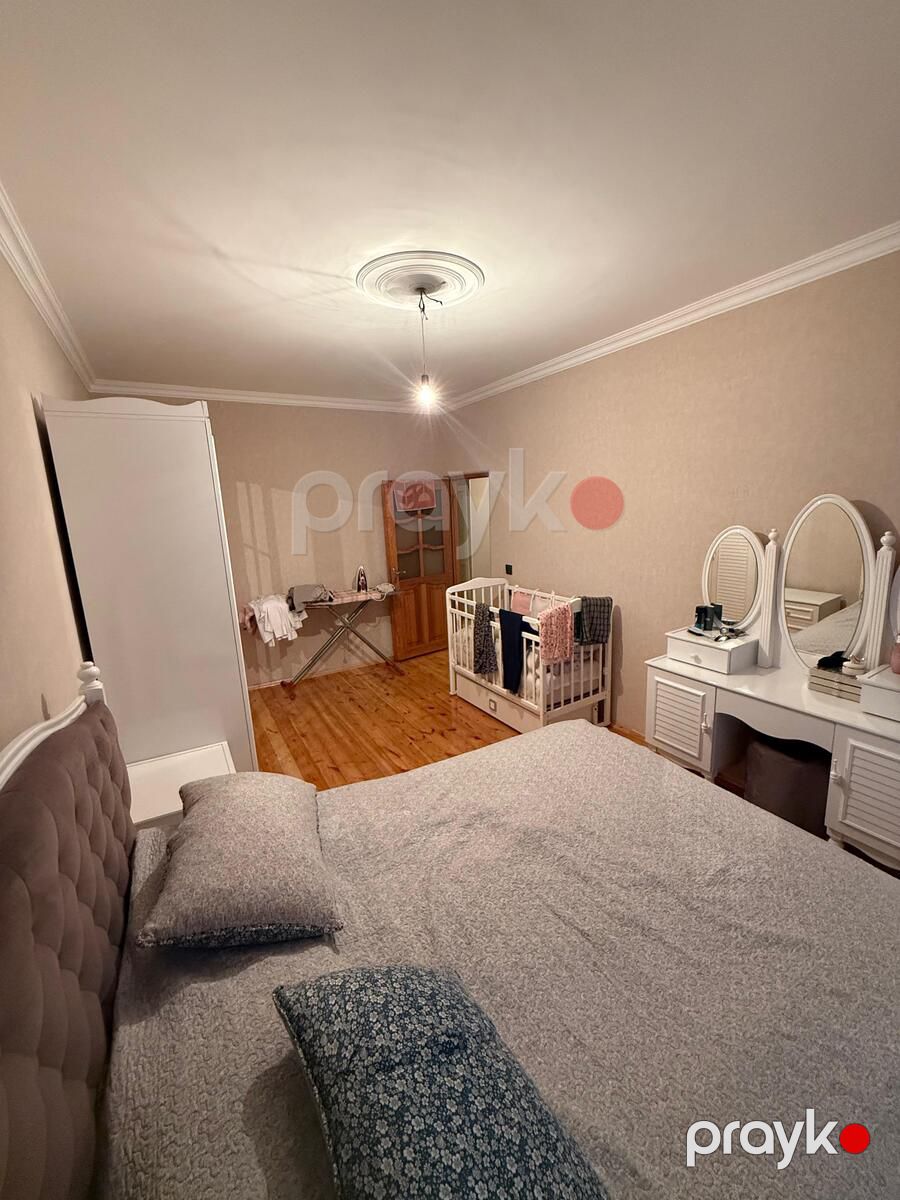 Satılır 5 otaqlı köhnə tikili 115 m² — Mənzil, Bakı (11)