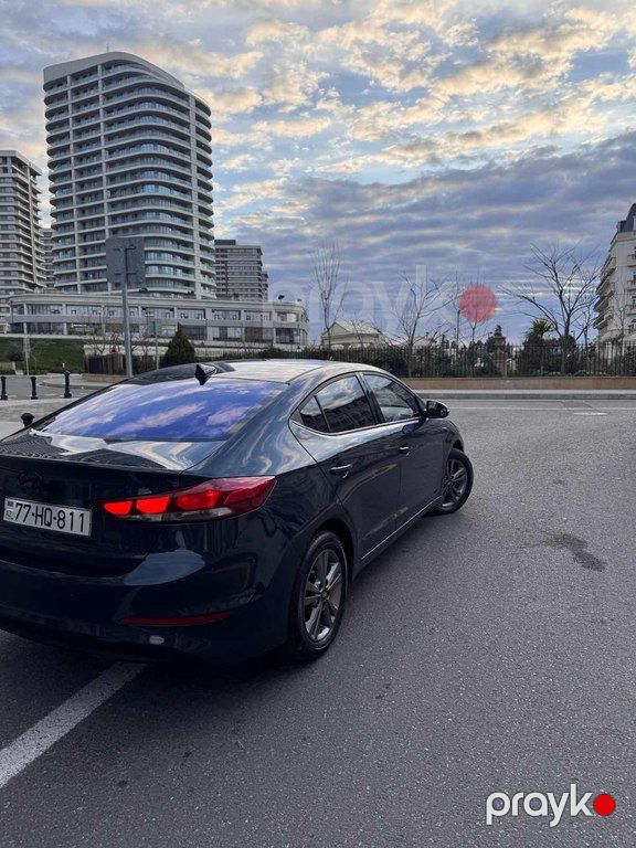 Hyundai Avante, 1.6 L, 2016 il, 231 000 km — Avtomobillər, Bakı (8)