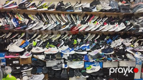 İdman ayaqqabısı "Adidas" — Xırdalan
