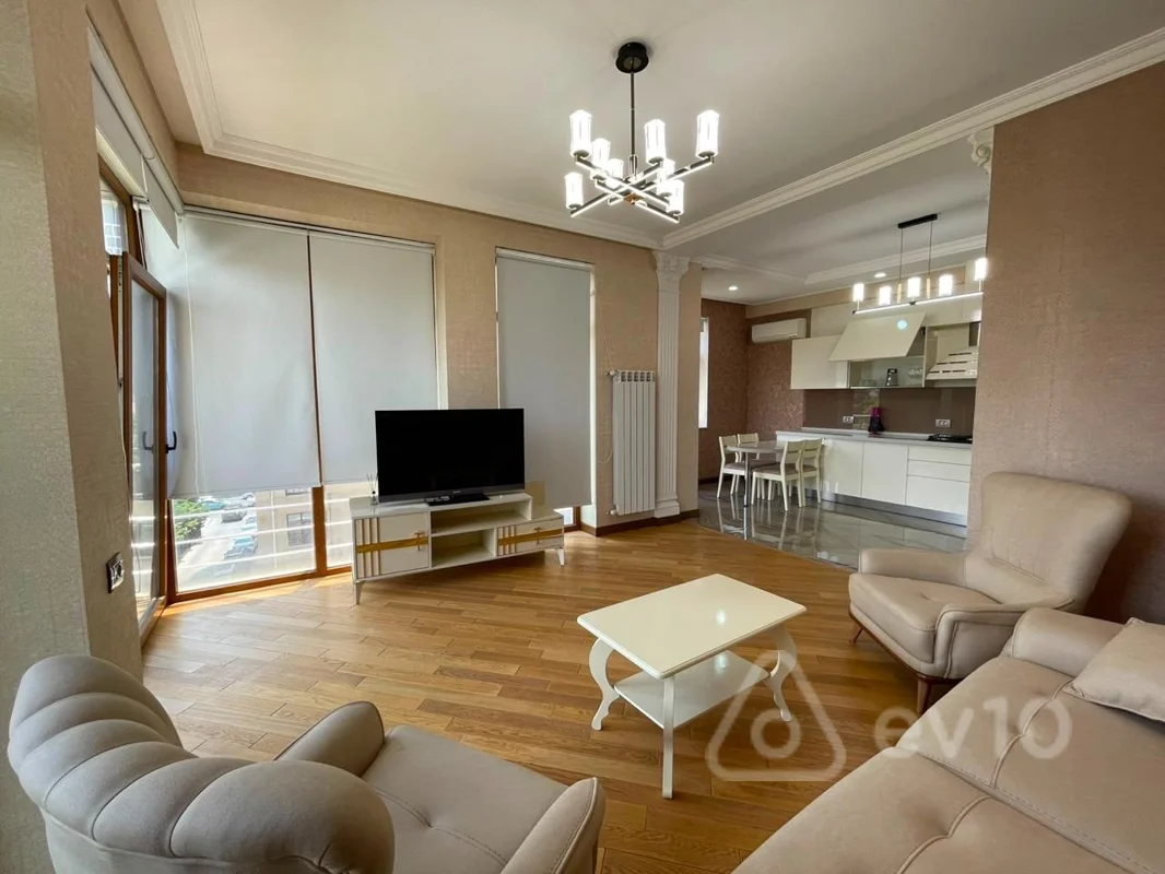 2 otaqlı mənzil, 90 m², 28 may — kirayə — Mənzil, Bakı (11)