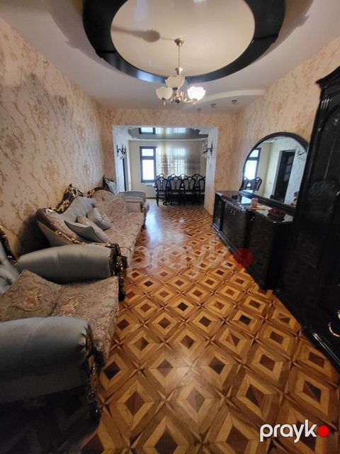 İcarəyə verilir 2 otaqlı köhnə tikili 65 m²