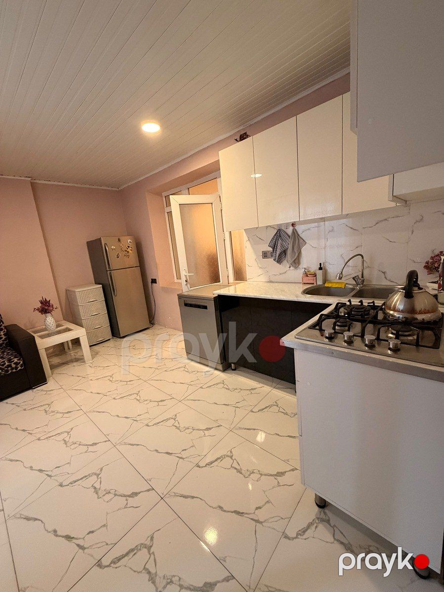 Satılır 2 otaqlı köhnə tikili 60 m² — Mənzil, Bakı (5)