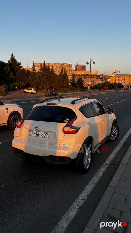 Nissan Juke, 1.5 L, 2015 il, 145 000 km — Avtomobillər, Bakı (4)