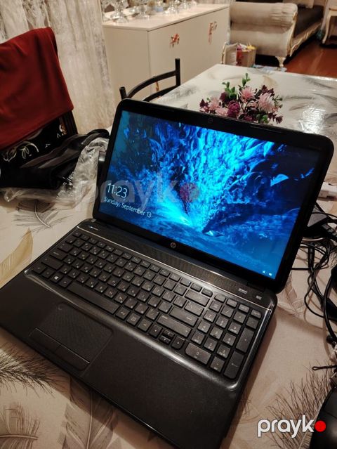 HP Pavilion seriyalı noutbuk Xüsusiyyətlər: - 15.6" ekran, HD parlaq — Salyan
