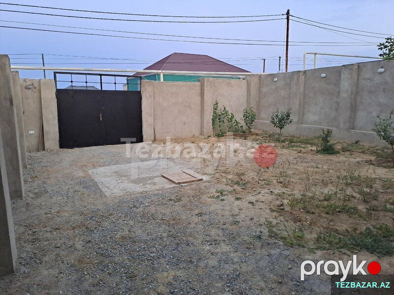 Həyətində obyekt tikmək imkanı olan ev — Ev, villa, Bakı (3)