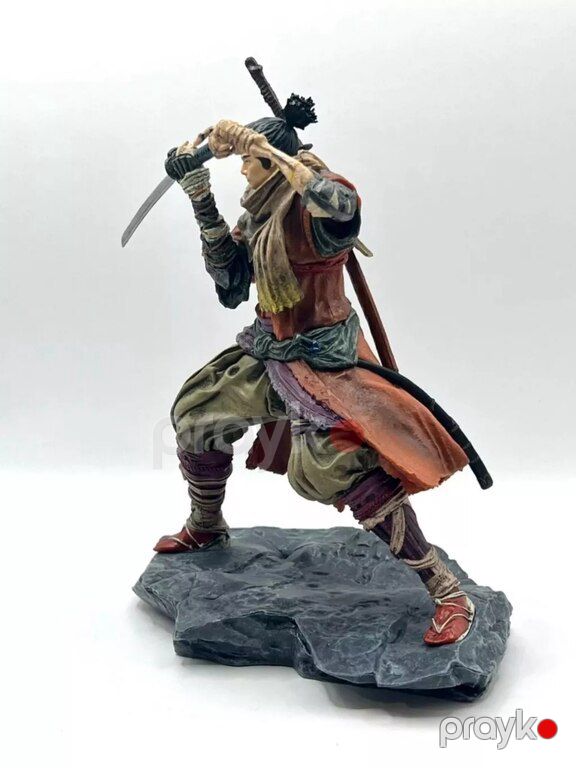 "Sekiro" fiquru — Oyuncaqlar, Mingəçevir (9)
