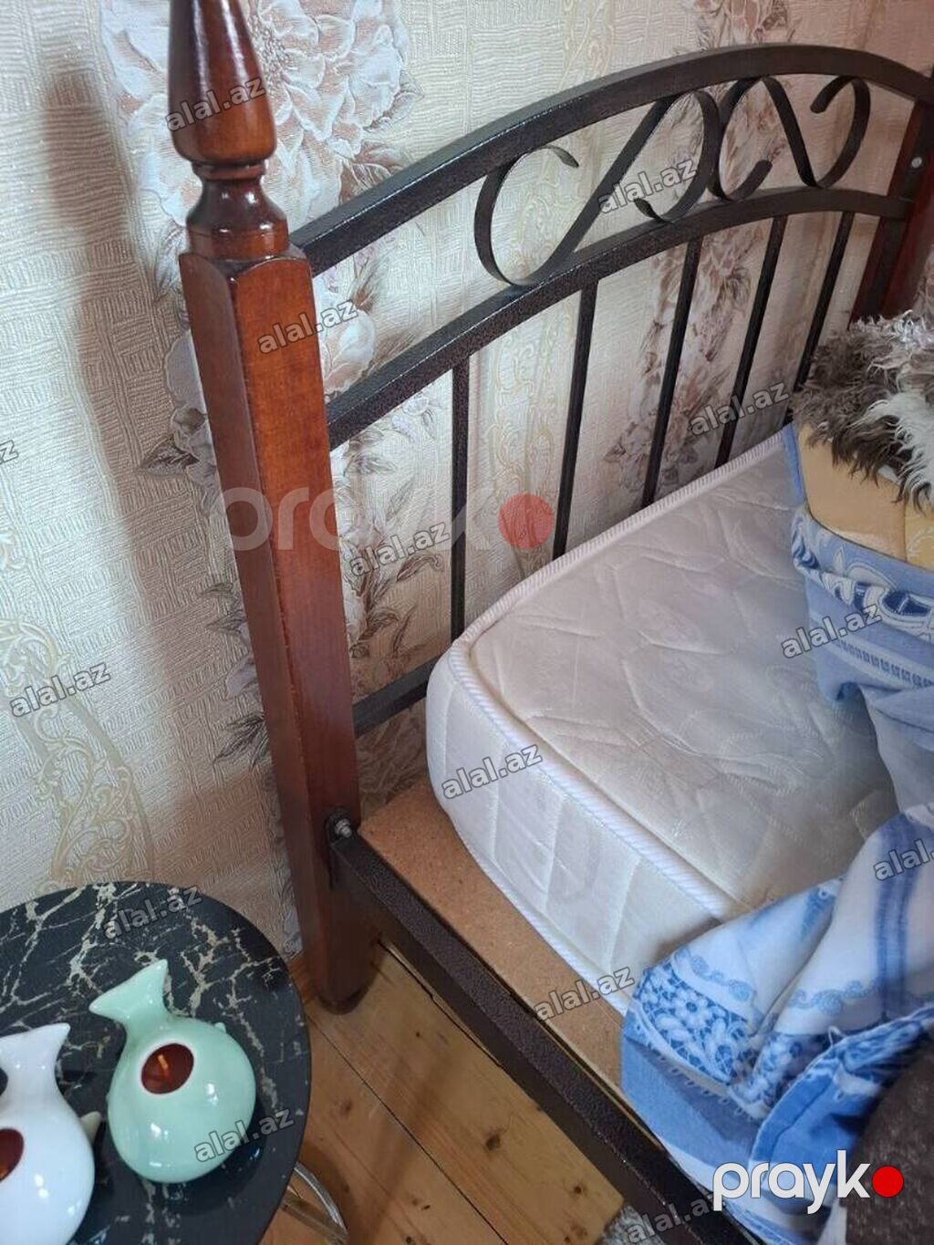 Yataq matrasida var. alti nazik eyilen alminiumdan deyil. qalin — Mebel, Bakı (2)