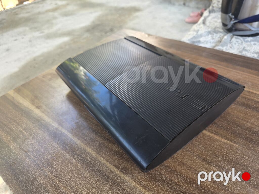 8 eded ps3 konsolu satilir her birinin ustunde 3 eded 2 ci el ps3 — Oyun konsolları, Digah (2)