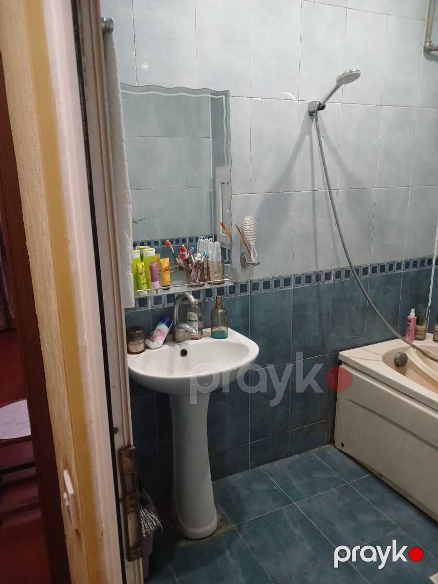 Satılır 2 otaqlı köhnə tikili 45 m² — Mənzil, Bakı (7)
