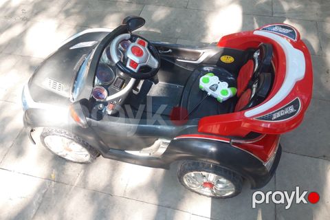 Uşaq avtomobili "Lamborghini" — Bakı