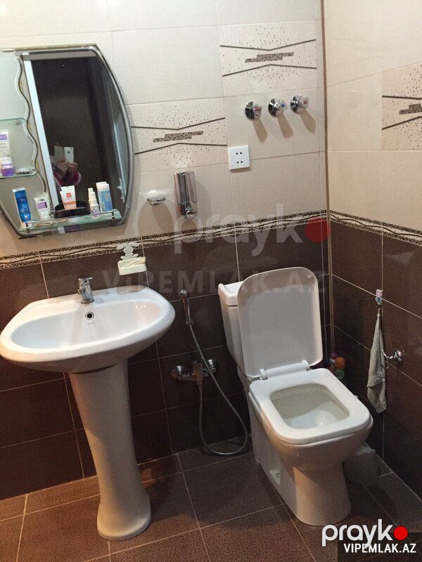 Nərimanov rayonunda 2 otaqlı Köhnə tikili Satılır, 65 m² — Mənzil, Bakı (8)