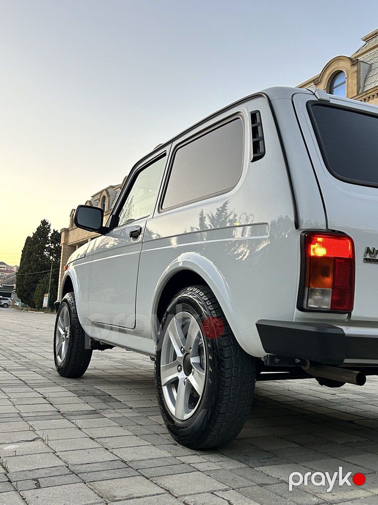 Lada (VAZ) Niva, 1.7 L, 2024 il, 39 000 km — Avtomobillər, Bakı (6)