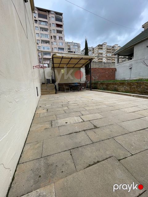 Satılır 10 otaqlı həyət evi/bağ evi 310 m²