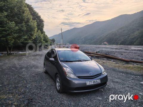 Toyota Prius, 1.5 L, 1.3 kWh, 2007 il, 310 000 km — Zaqatala