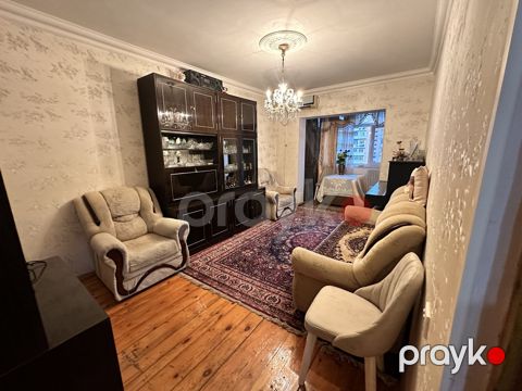 Satılır 3 otaqlı köhnə tikili 70 m² — Bakı