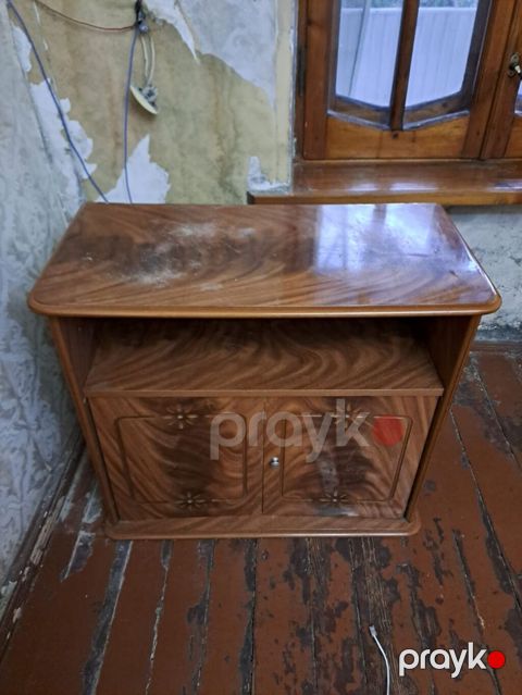 Tv altliq 30 manat Nerimanovda yerlesir — Bakı