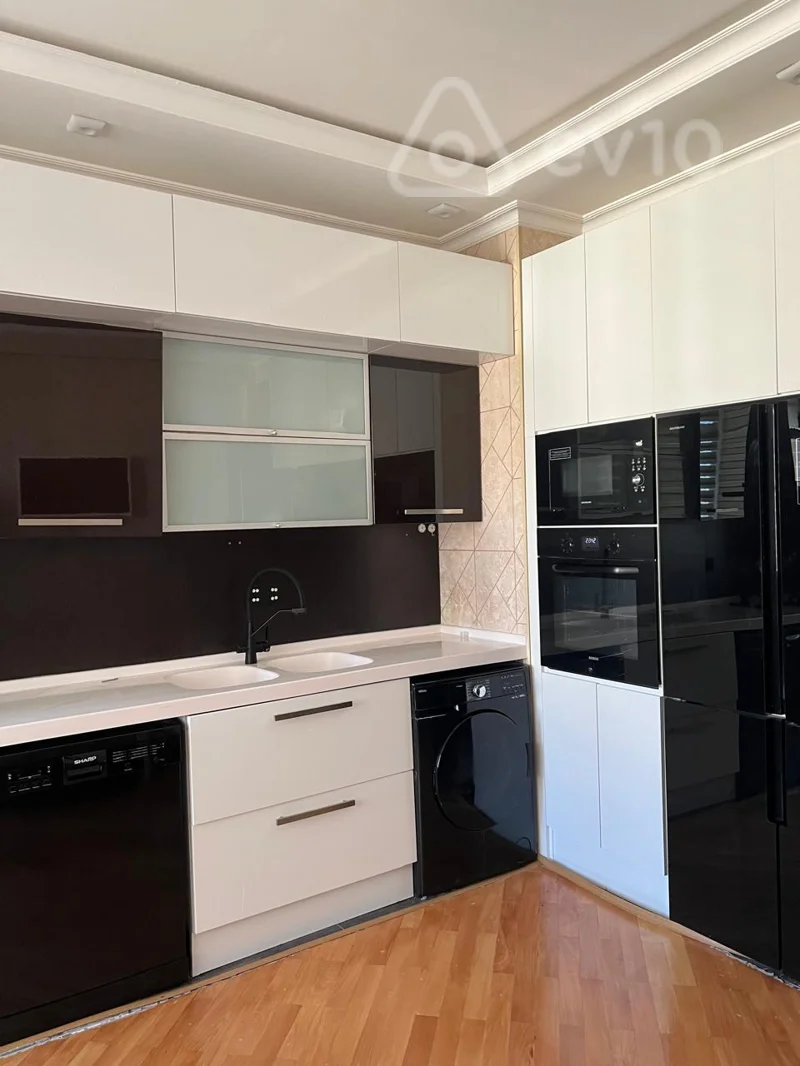 3 otaqlı mənzil, 105 m², Əcəmi Naxçivani küçəsi — Mənzil, Bakı (11)