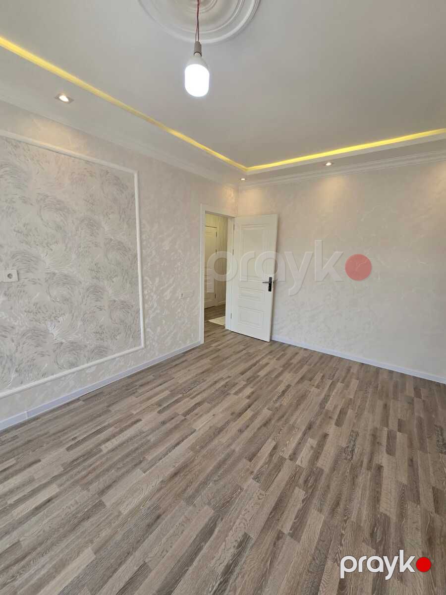 Satılır 2 otaqlı köhnə tikili 65 m² — Mənzil, Bakı (8)