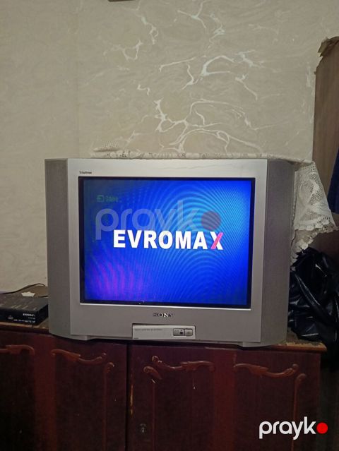 Sony Trinitron kineskop televizor - Ekran: təxminən 21–25 düym (4:3 — Mehdiabad