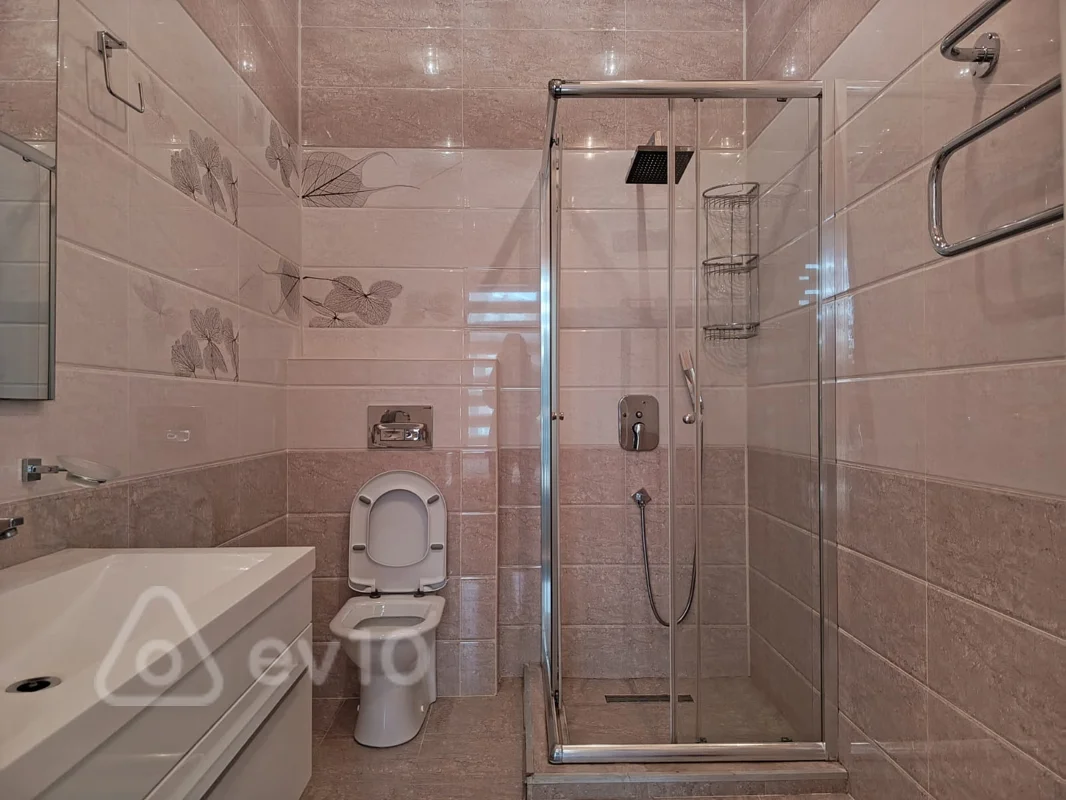 3 otaqlı mənzil, 165 m², İsmayıl Qutqaşınlı — kirayə — Mənzil, Bakı (9)