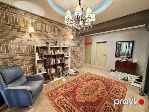 4 otaqlı mənzil, 140 m², Heydər Əliyev prospekti — Bakı