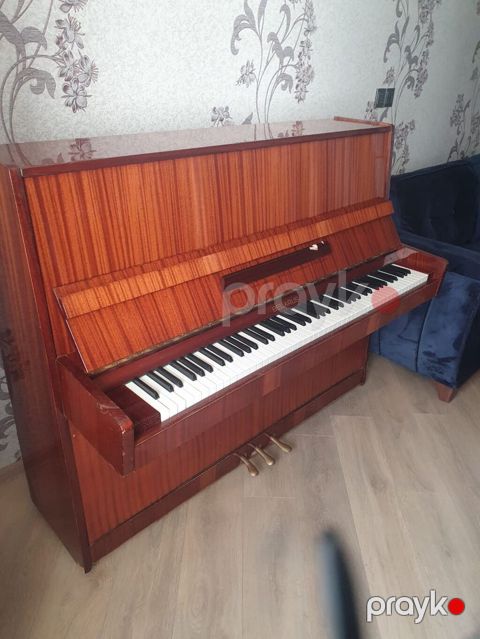 Belarus akustik pianino – upright model - Marka/model: Belarus — Bakı