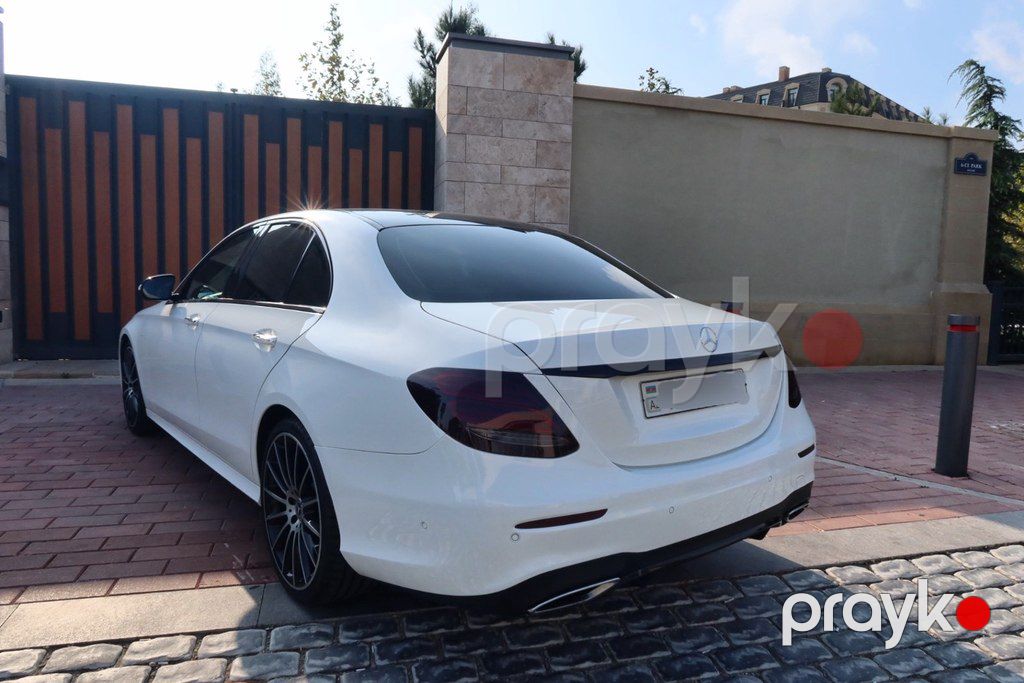 Mercedes E 200, 2.0 L, 2019 il, 95 500 km — Avtomobillər, Bakı (6)