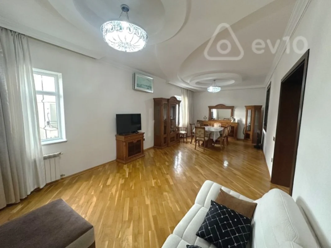 3 otaqlı mənzil, 140 m², Hüseyn Cavid pr — kirayə — Bakı