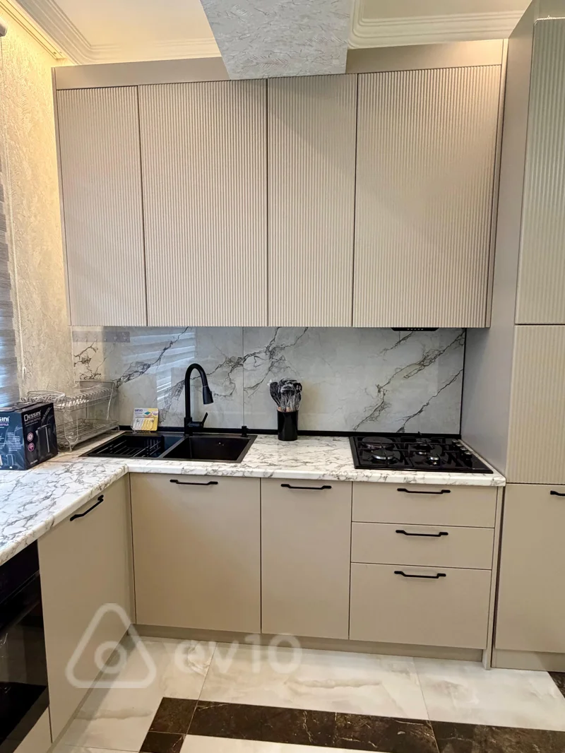 2 otaqlı mənzil, 90 m², Kövkəb Səfərəliyeva küç — kirayə — Mənzil, Bakı (10)