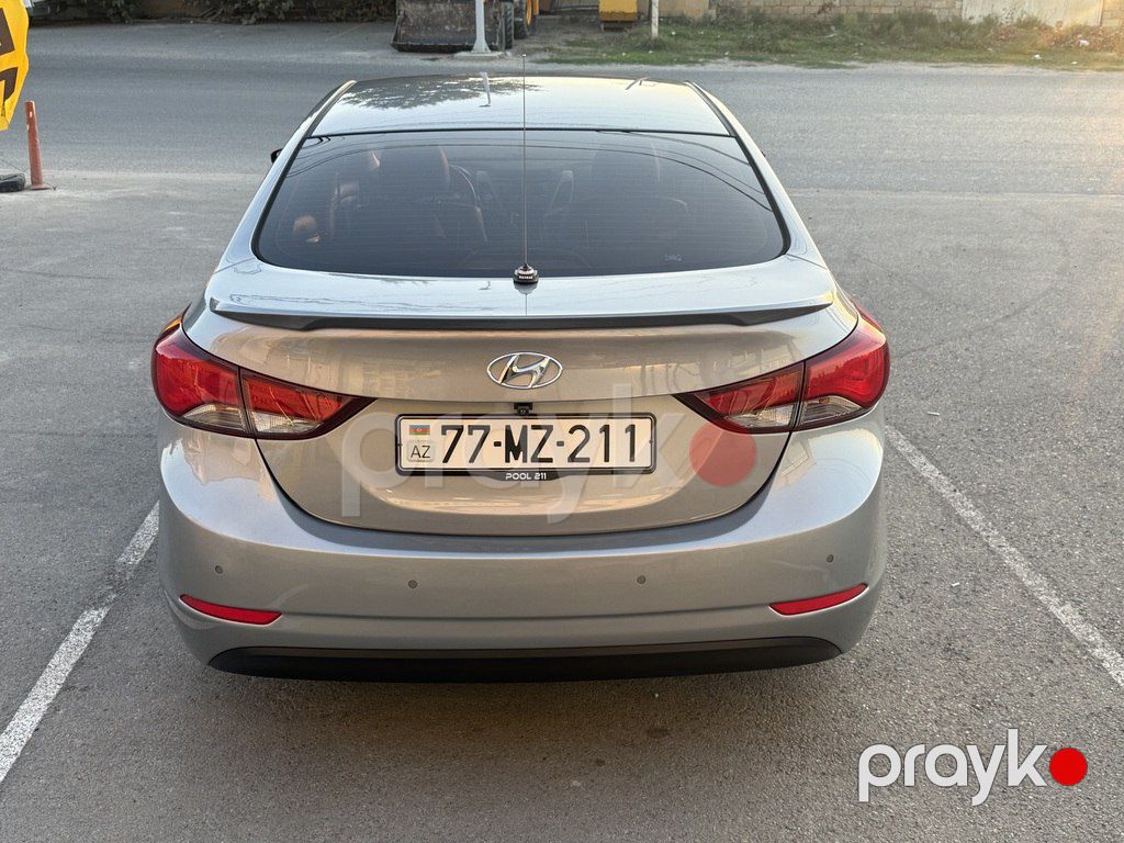 Hyundai Avante, 1.6 L, 2015 il, 130 000 km — Avtomobillər, Bakı (5)