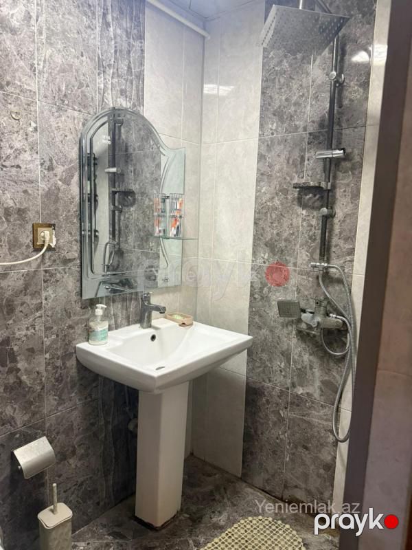 Satılır 3 otaqlı Bina evi menzil (Köhnə tikili), 75 m², Nərimanov rayonu — Mənzil, Bakı (10)
