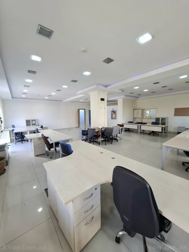 Kirayə verilir Ofis 300 m² Bakı, Nəsimi r., 20 Yanvar m — Ofis, Bakı (4)