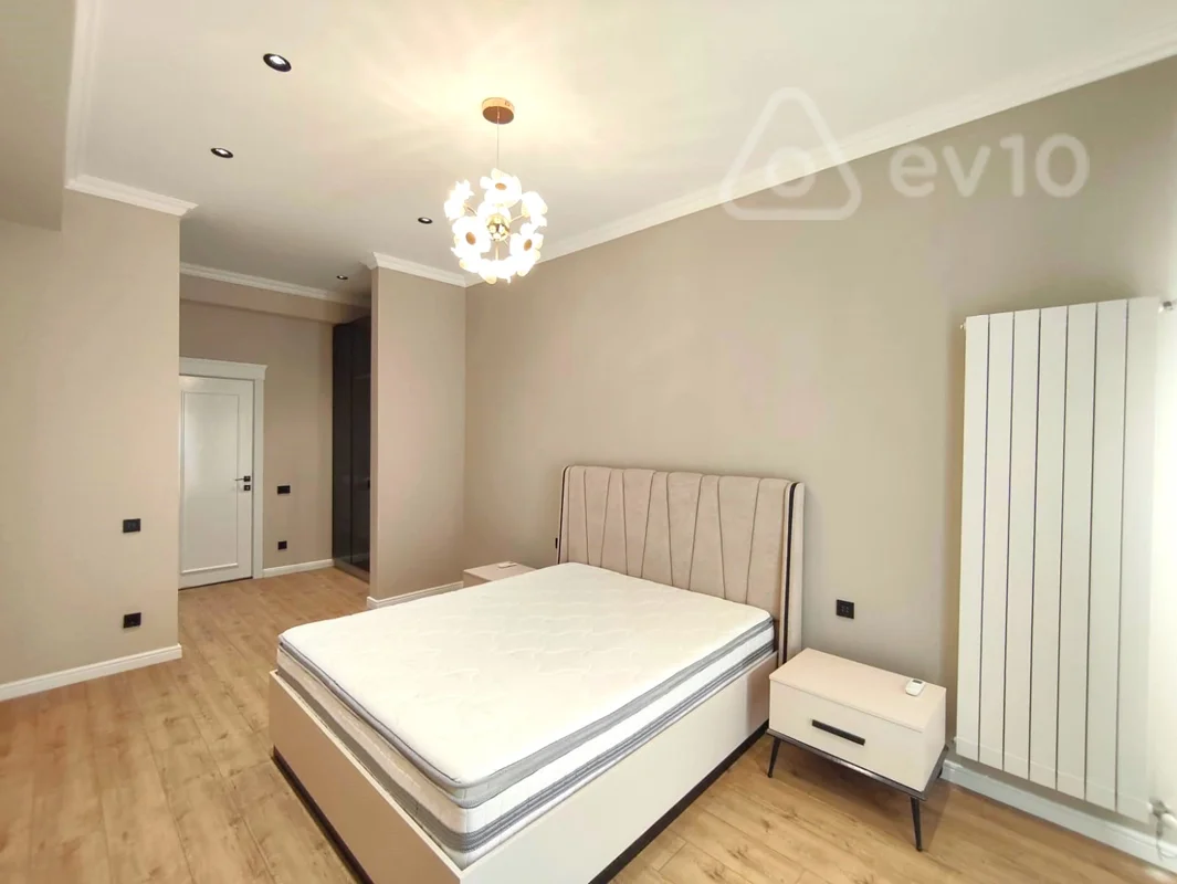 3 otaqlı mənzil, 146 m², Koroğlu metrosu, 5 saylı Asan Xidmət mərkəzi. — kirayə — Mənzil, Bakı (12)